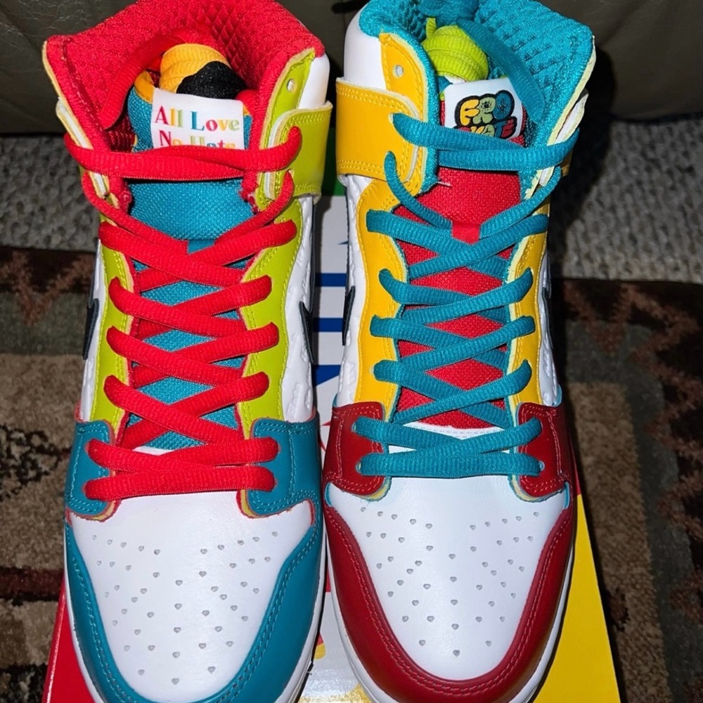 Nike SB Dunk High FroSkate All Love No Hate